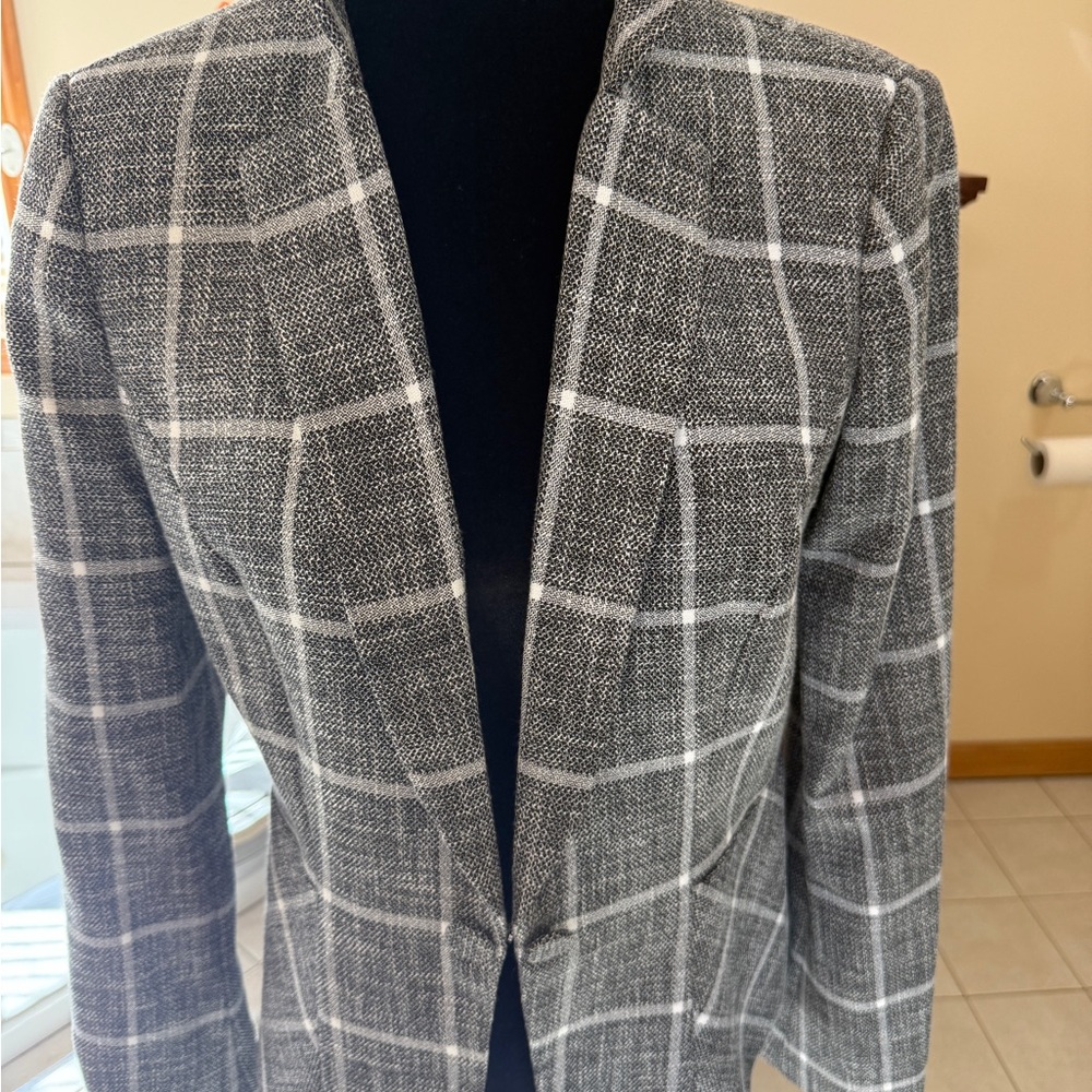 White House Black Market Gray Plaid Windowpane Blazer